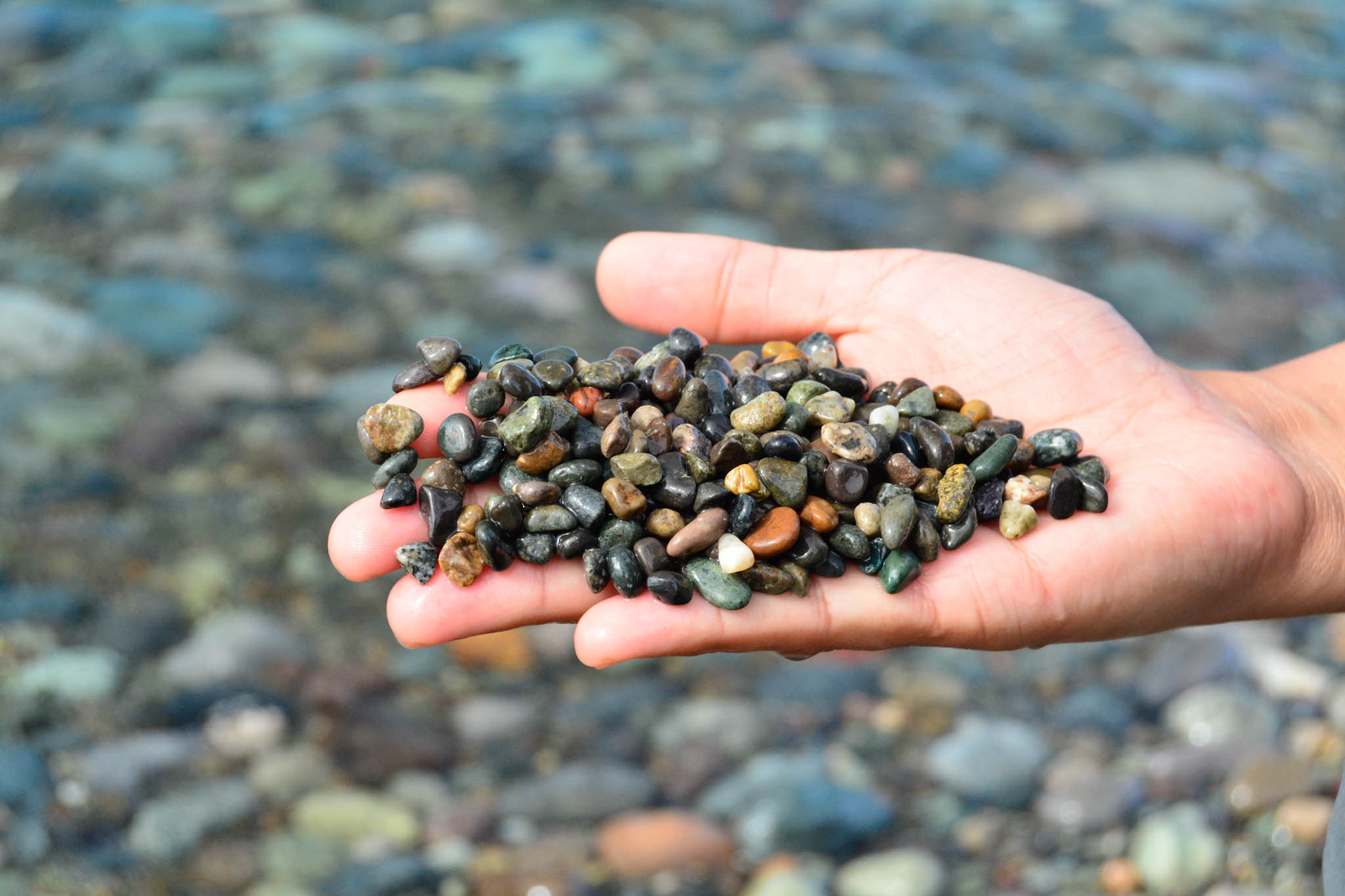 A pebble for your thoughts